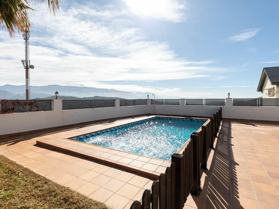 Villa en Huetor De Santillan, Granada - foto 5