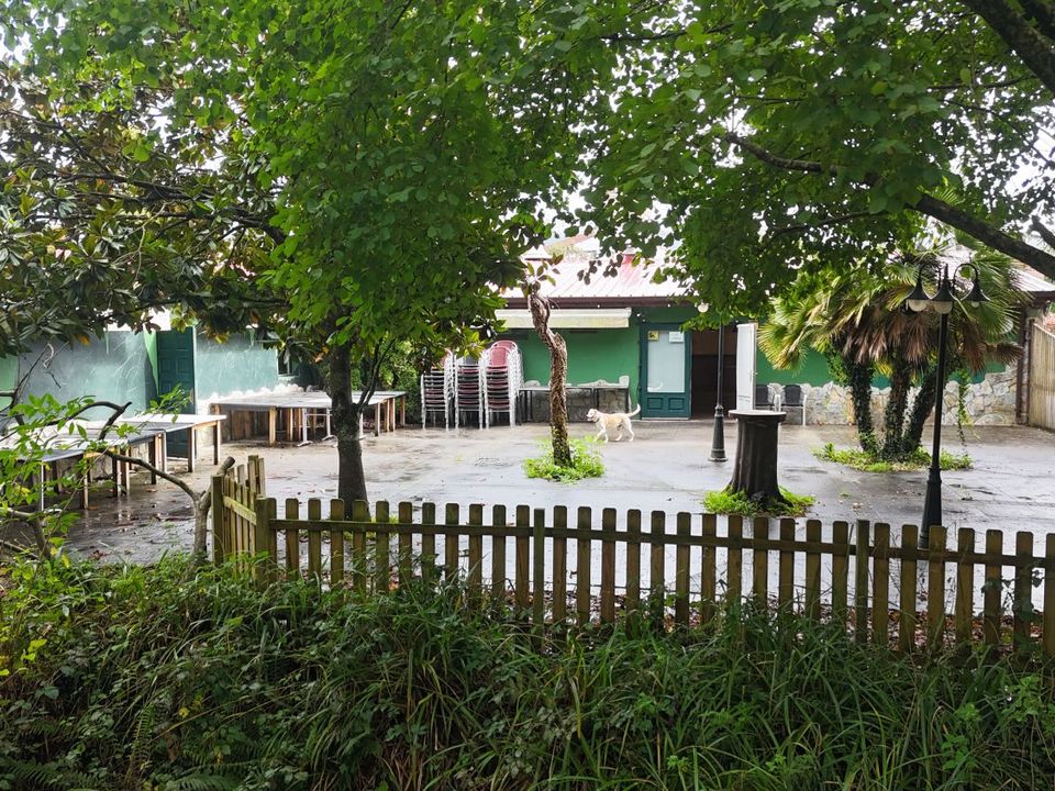Commercial property in Liendo, Cantabria - photo 4