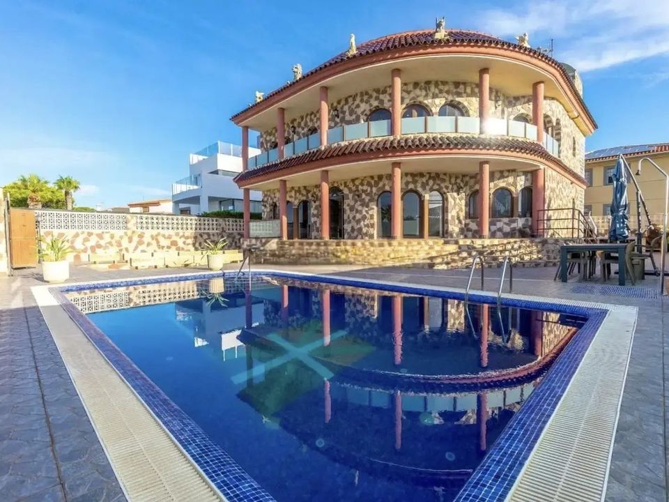 Villa i Orihuela Costa, Alicante - bilde 1