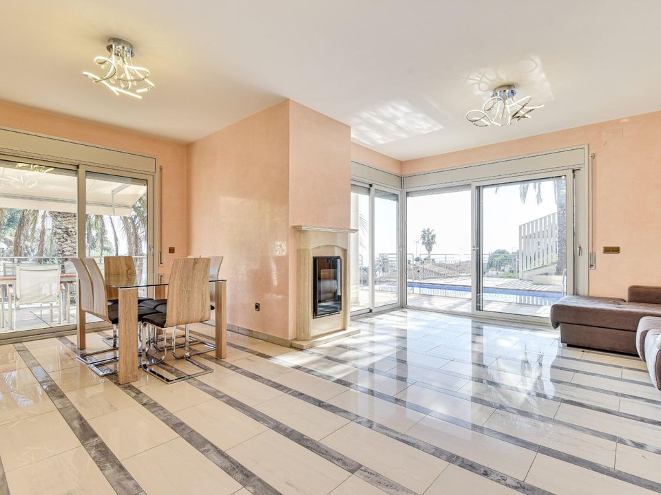 Villa i Lloret De Mar, Gerona - foto 2