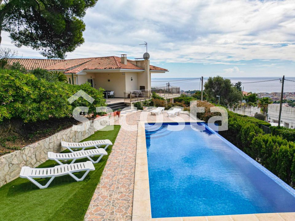 Villa i Lloret De Mar, Gerona - foto 1
