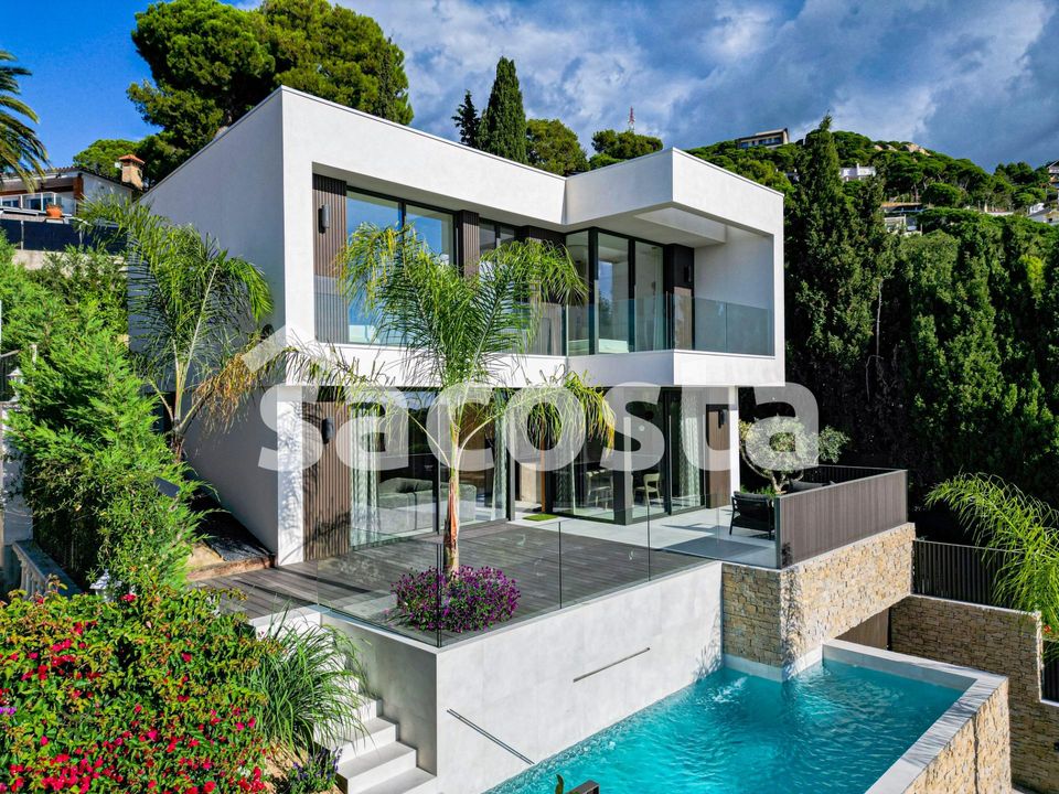 Villa i Lloret De Mar, Gerona - foto 1