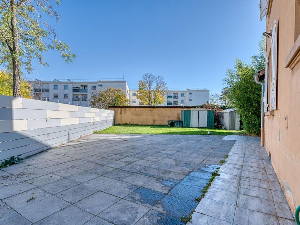 Villa i Décines-Charpieu, Rhone - foto 2