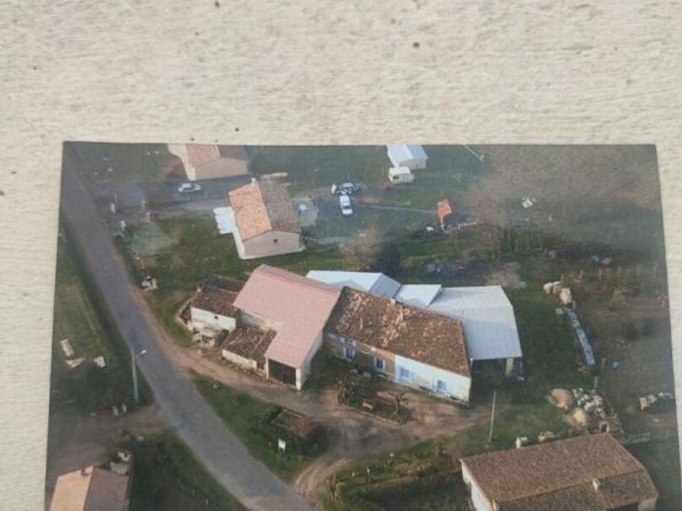 Villa a Saint-Denis-de-Pile, Gironde - foto 1