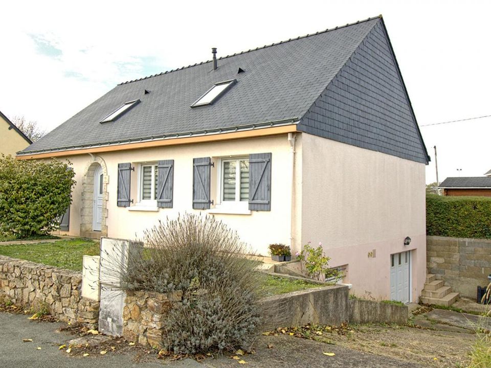 Villa i Longuenee-en-Anjou, Maine-et-Loire - bilde 1