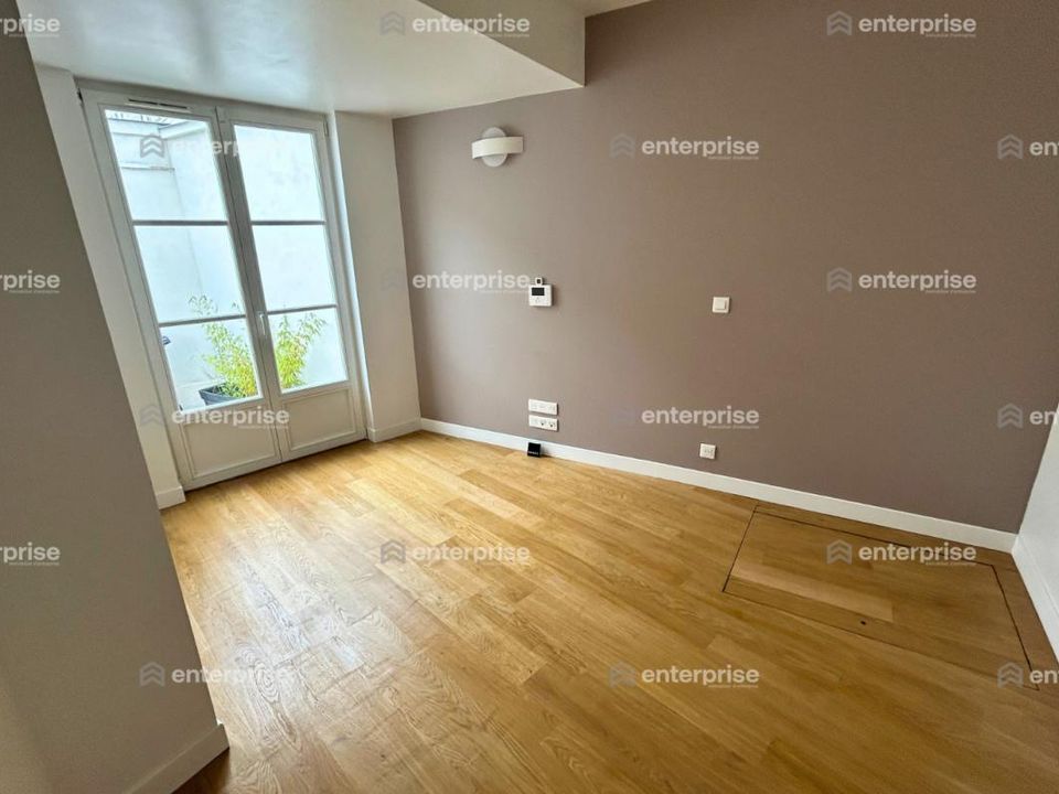 Erhvervsejendom i Compiègne, Oise - foto 4