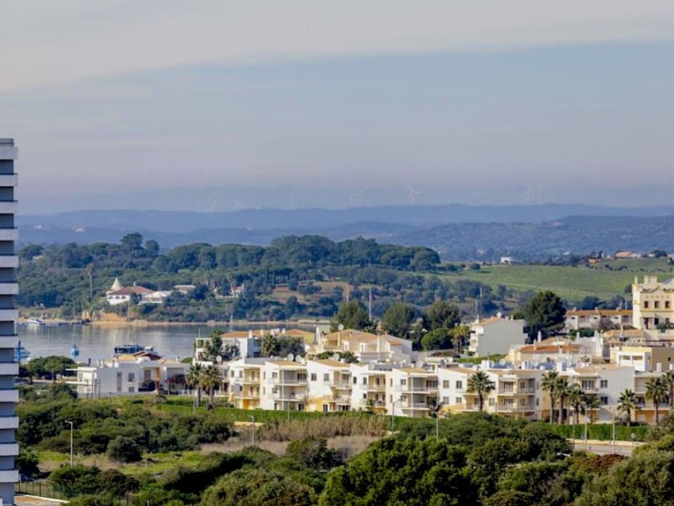 Erhvervsejendom i Alvor, Faro - foto 3