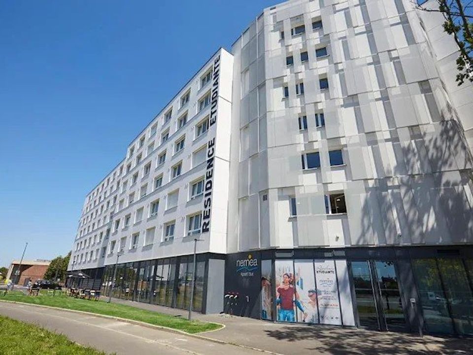 Erhvervsejendom i Villeneuve-d'Ascq, Nord - foto 1