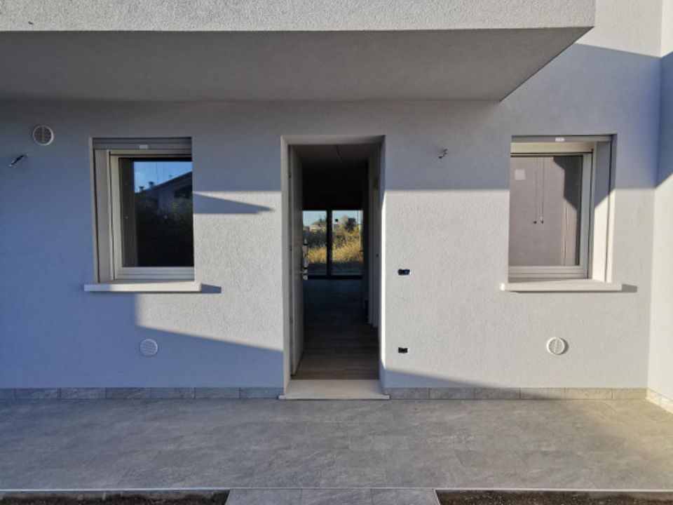 Rækkehus i Fiume Veneto, Pordenone - foto 1