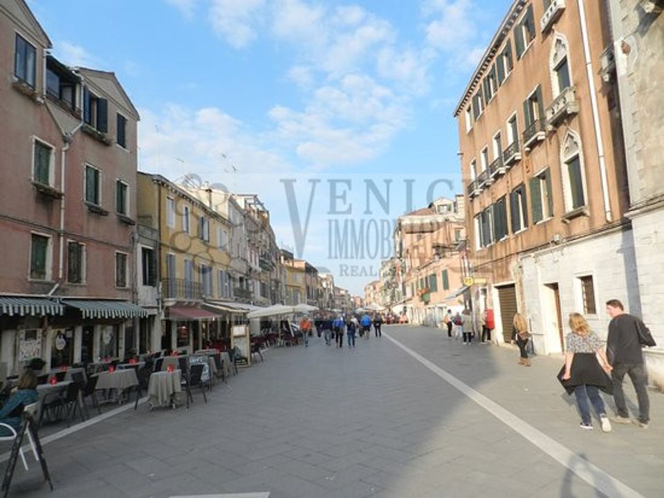 Erhvervsejendom i Venice, Venice - foto 2
