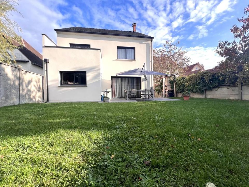 Villa i Les Clayes-Sous-Bois, Yvelines - foto 2