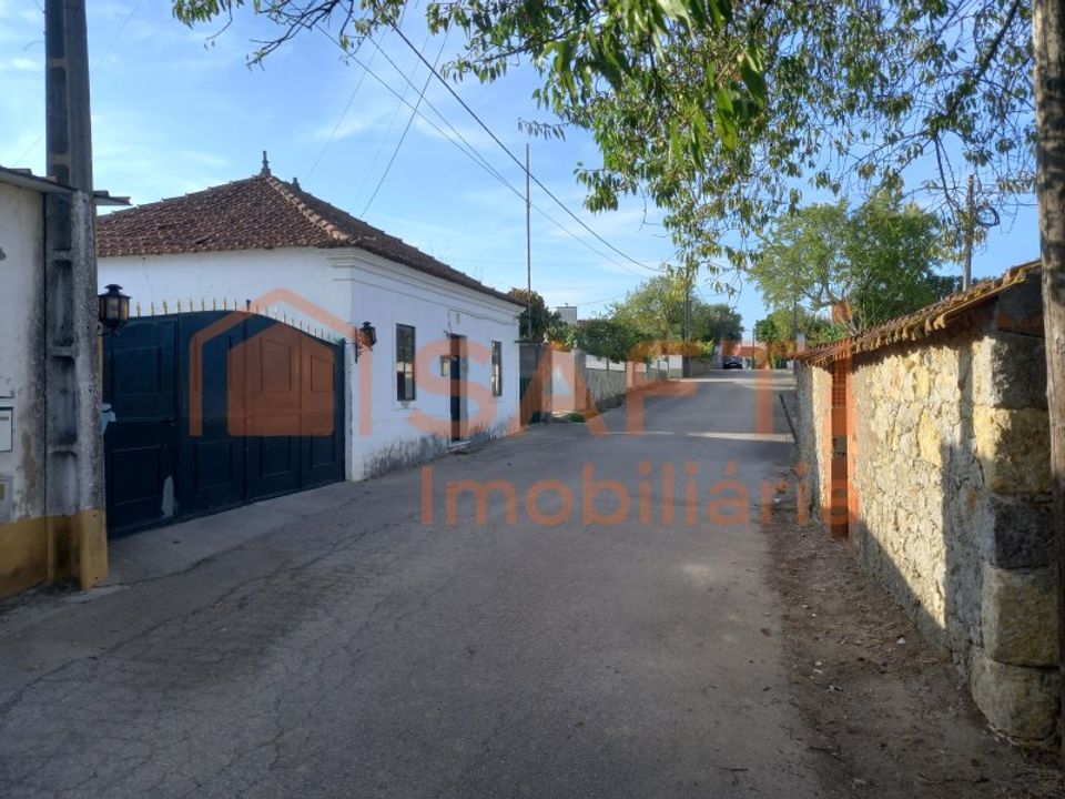 Helårsgrund i Torres Novas, Santarem - foto 1