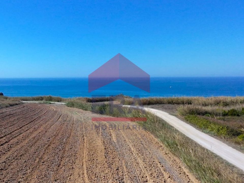 Helårsgrund i Atouguia da Baleia, Leiria - foto 1