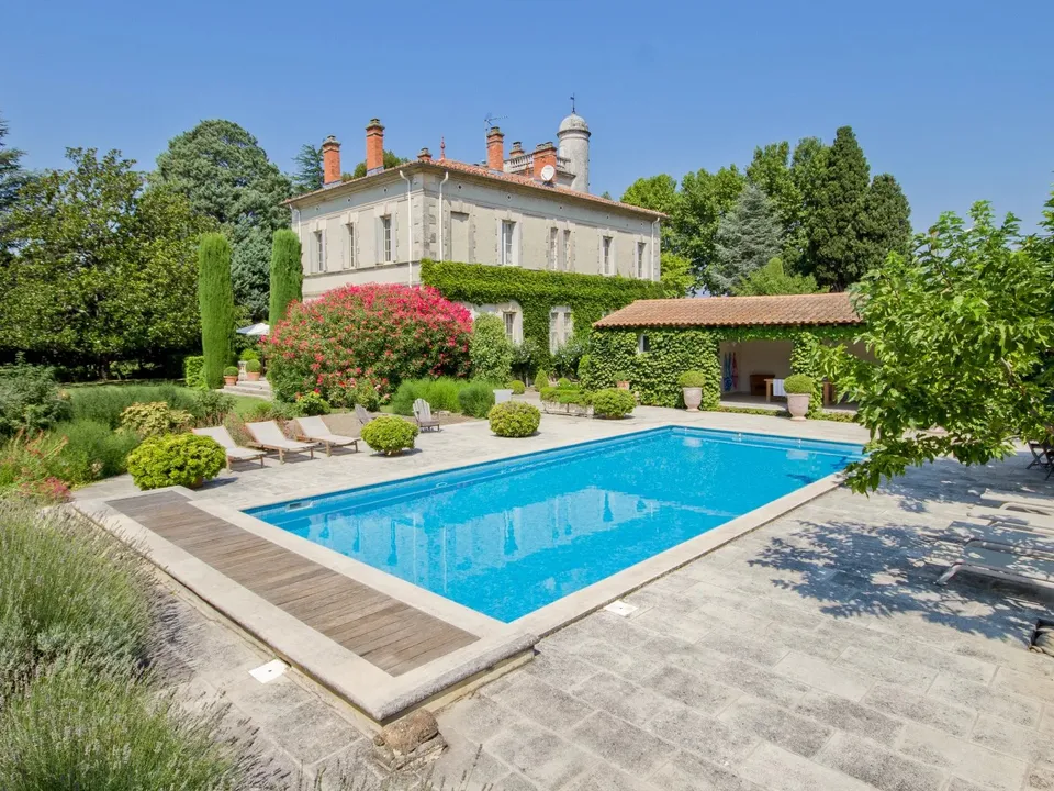 Villa i Maillane, Bouches-du-Rhone - foto 1