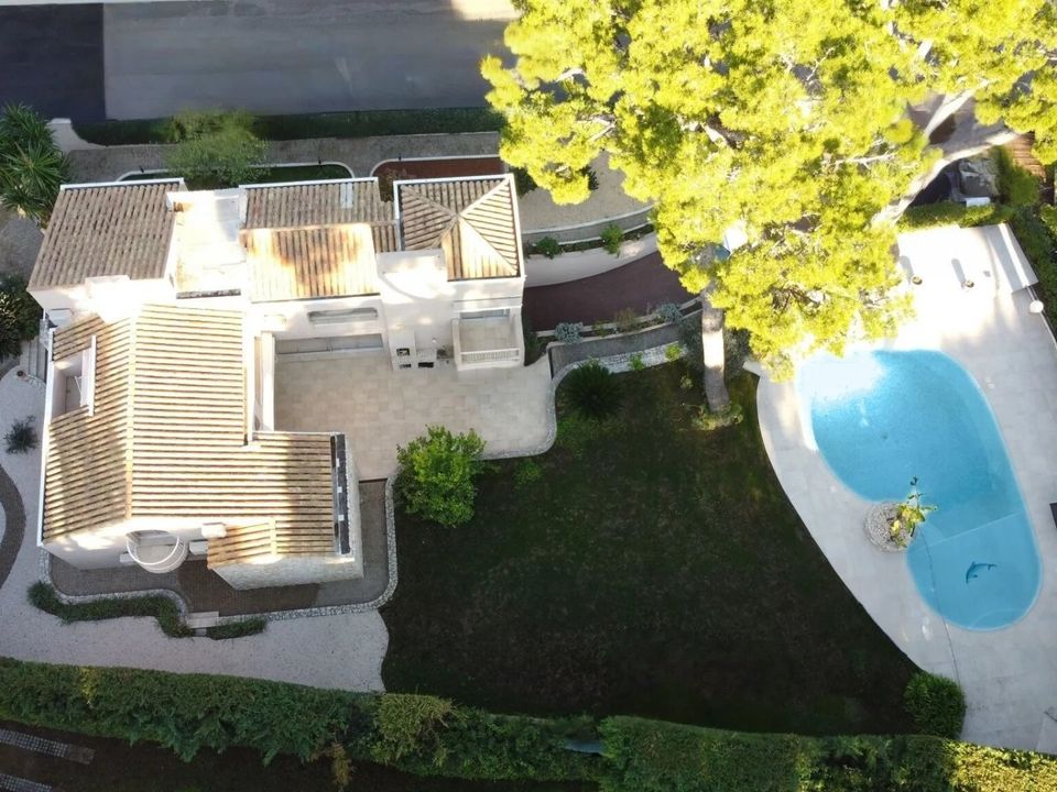 Villa i Antibes, Alpes-Maritimes - foto 1