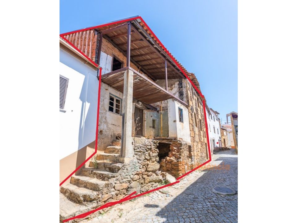 Rækkehus i Dominguizo, Castelo Branco - foto 1