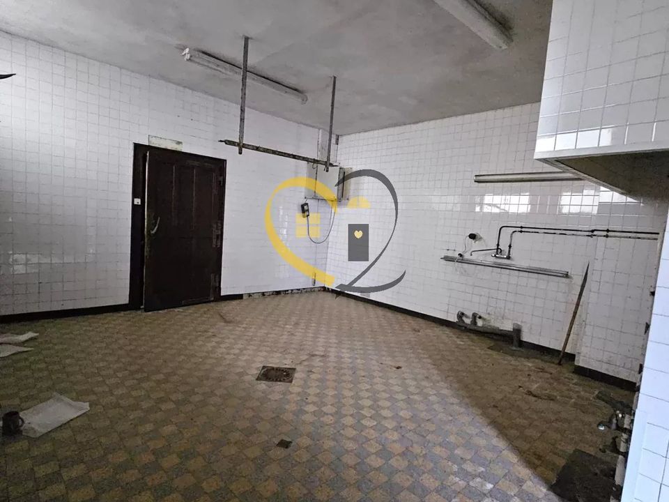 Garage i Saint-Martin-d'Auxigny, Cher - foto 4