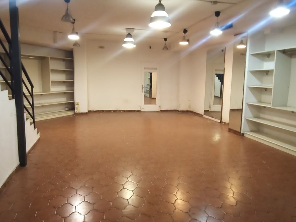 Erhvervsejendom i Sanremo, Imperia - foto 1