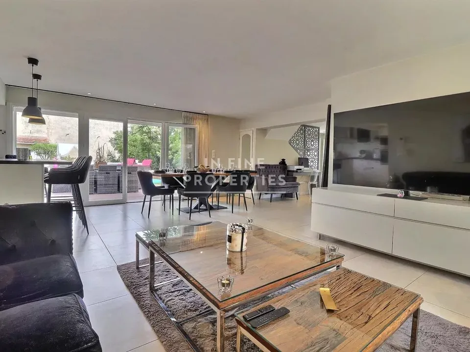 Villa i Mougins, Alpes-Maritimes - foto 1