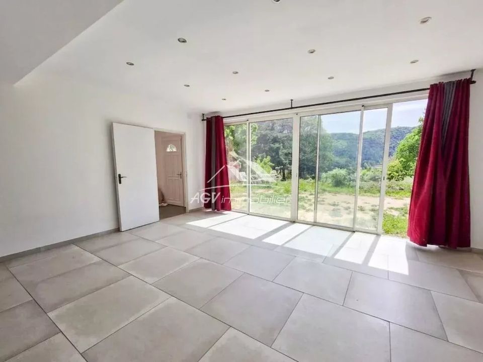 Villa i Saint-Florent-sur-Auzonnet, Gard - foto 4
