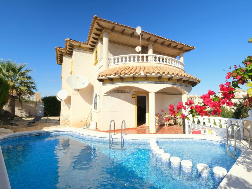 Villa i Playa Flamenca, Alicante - foto 1