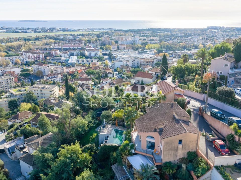 Villa i Mandelieu-la-Napoule, Alpes-Maritimes - foto 4