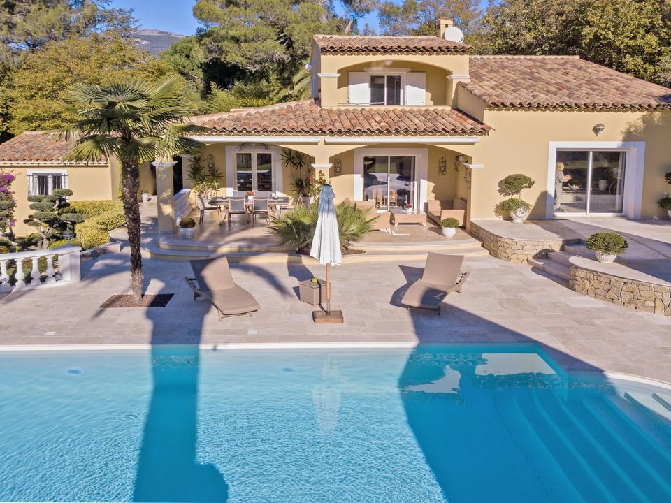 Villa i Roquefort-les-Pins, Alpes-Maritimes - foto 2
