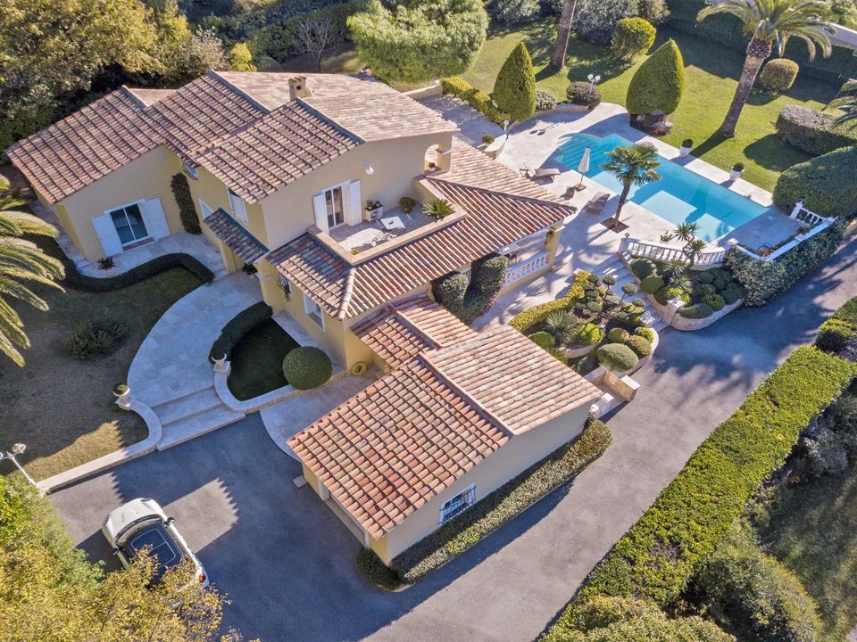 Villa i Roquefort-les-Pins, Alpes-Maritimes - foto 4