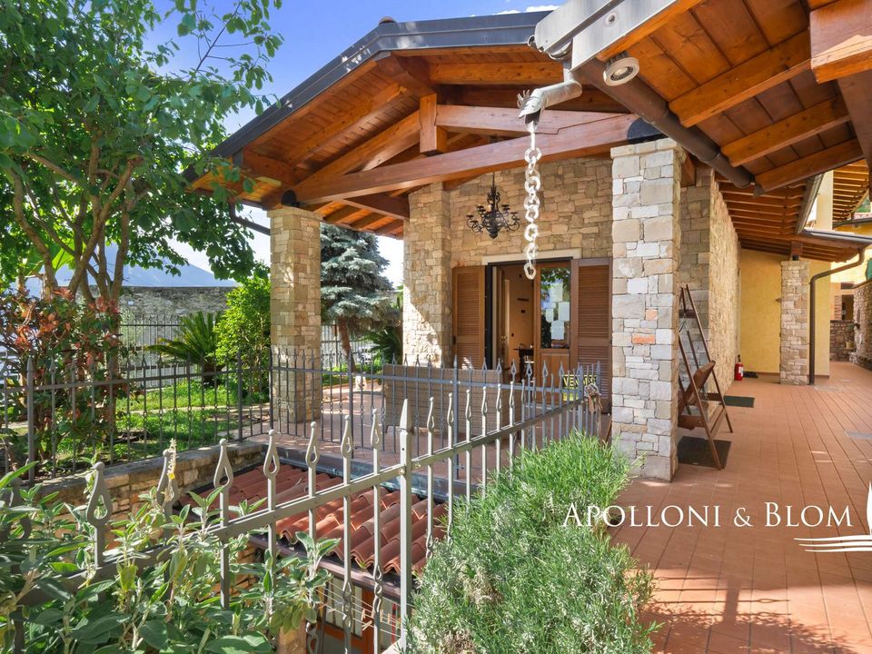 Villa i Limone sul Garda, Brescia - foto 1