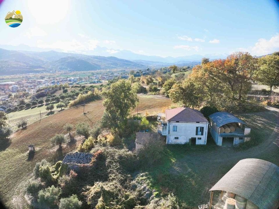 Villa i Castelnuovo Vomano, Teramo - foto 1