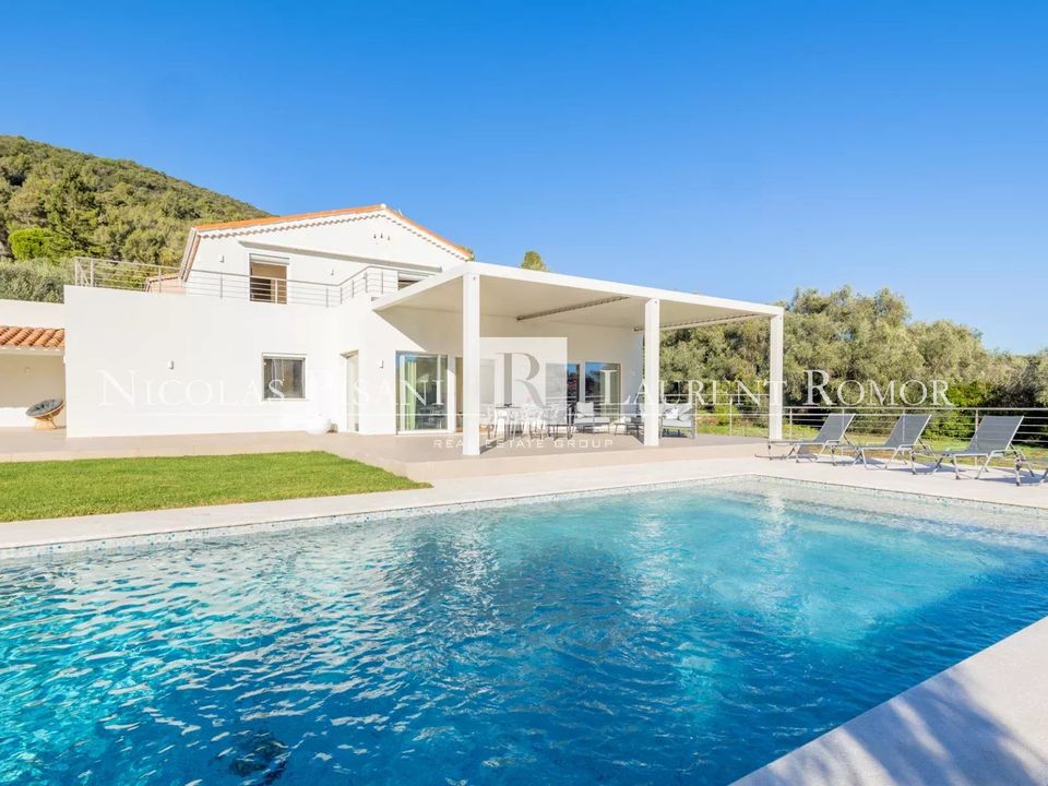 Villa i Villefranche-sur-Mer, Alpes-Maritimes - foto 1