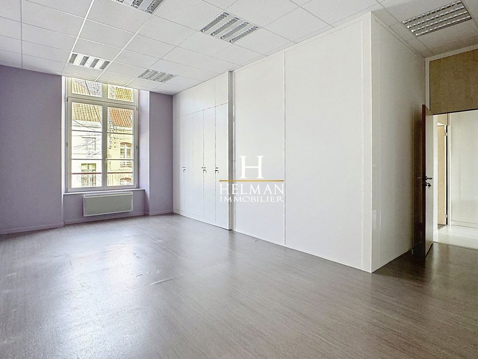 L'establiment comercial a Saint-Omer, Pas-de-Calais - foto 3