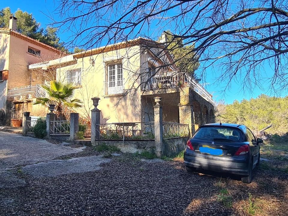 Villa i Cuges-les-Pins, Bouches-du-Rhone - foto 1