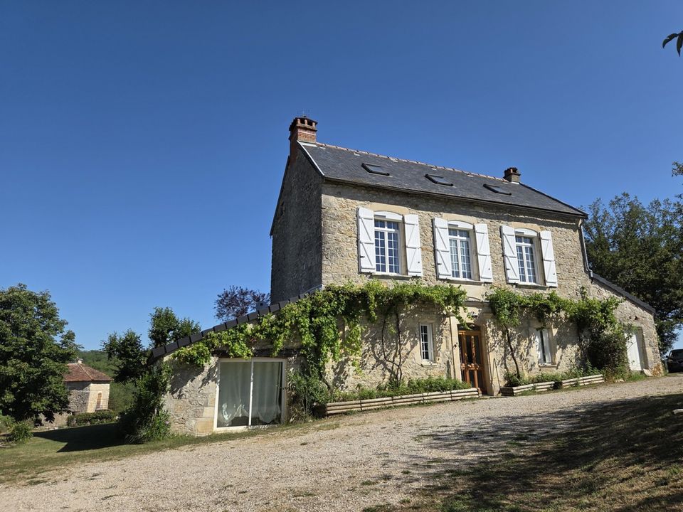 Villa i Saint-Remy, Aveyron - foto 1