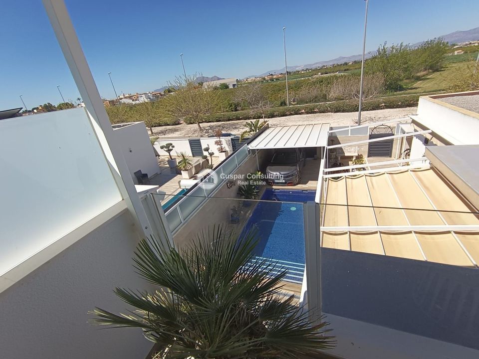 Villa i Daya Nueva, Alicante - bilde 2