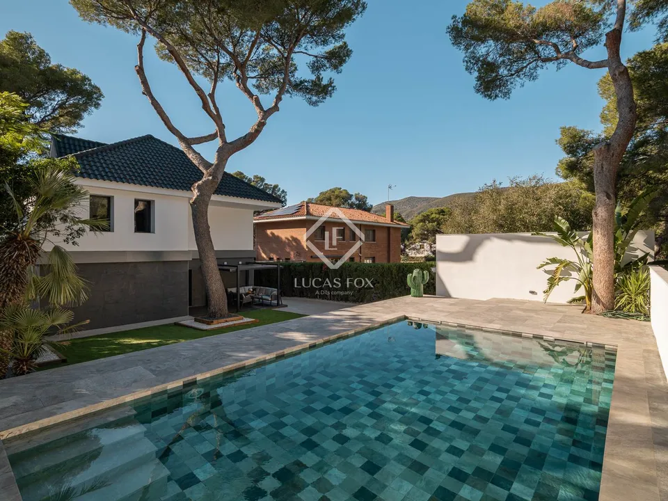 Villa i Castelldefels, Barcelona - foto 1