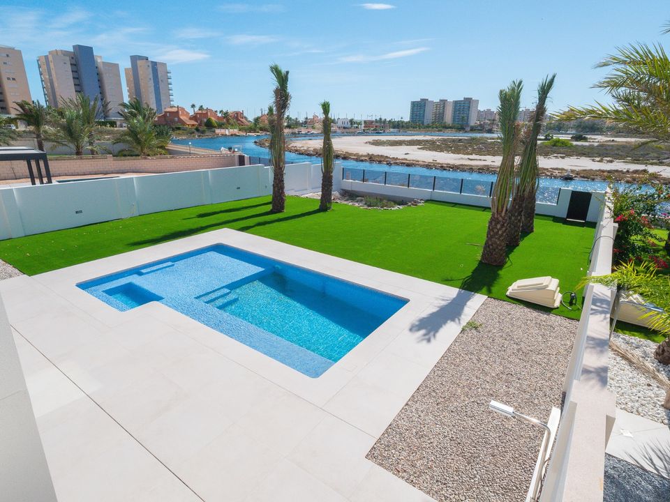Villa i La Manga Del Mar Menor, Murcia - foto 1