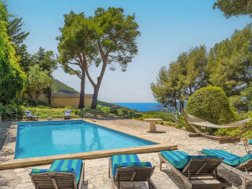 Villa en Cassis, Bouches-du-Rhone - foto 1