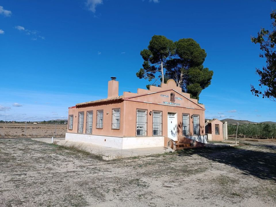 Villa en Yecla, Murcia - foto 1