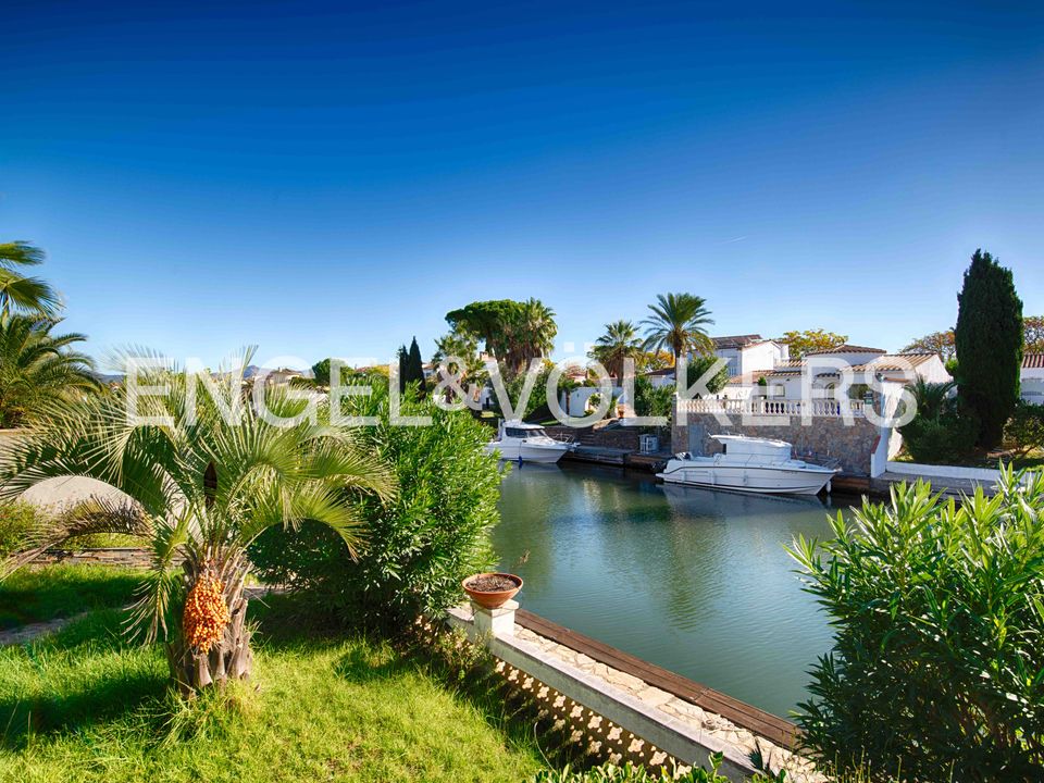 Villa i Empuriabrava, Gerona - foto 4