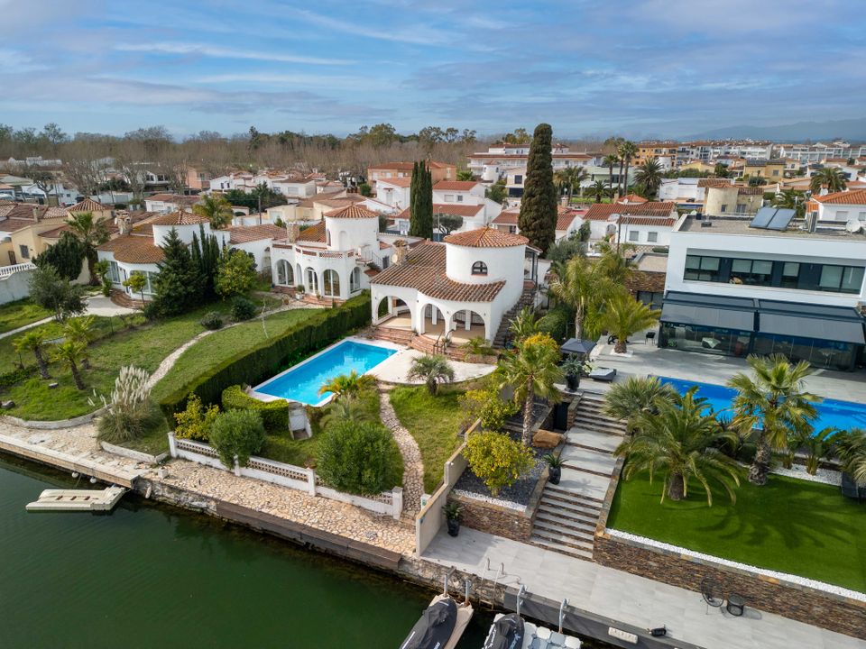 Villa i Empuriabrava, Gerona - foto 2