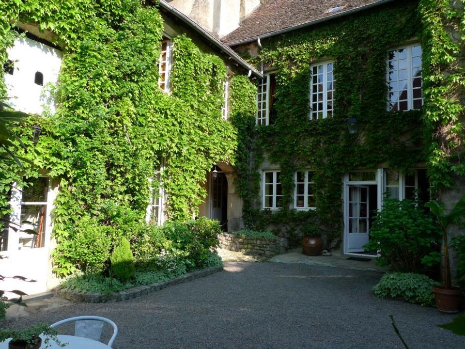 Erhvervsejendom i Autun, Saone-et-Loire - foto 1