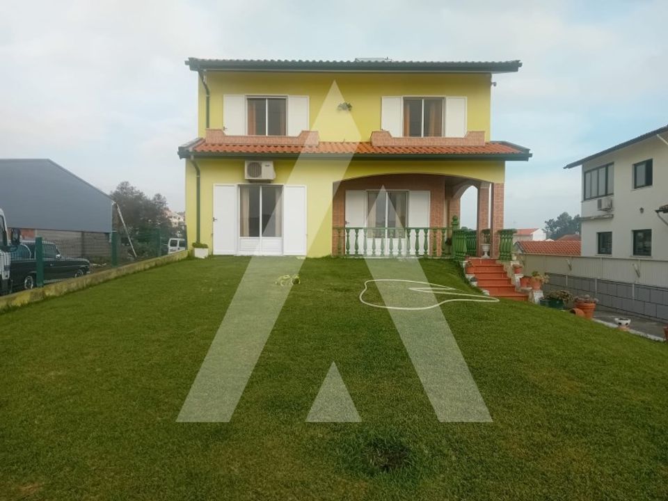 Villa i Oliveira do Bairro, Aveiro - foto 1