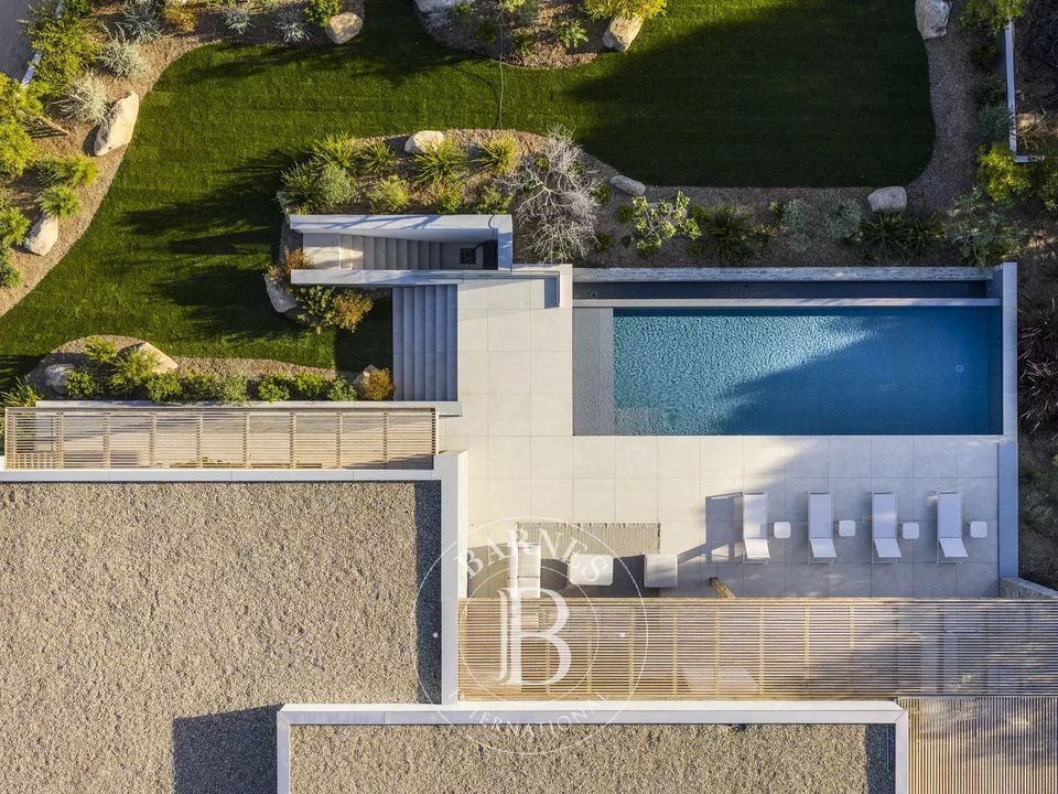 Villa i Sainte-Lucie de Porto-Vecchio, Corse-du-Sud - foto 1