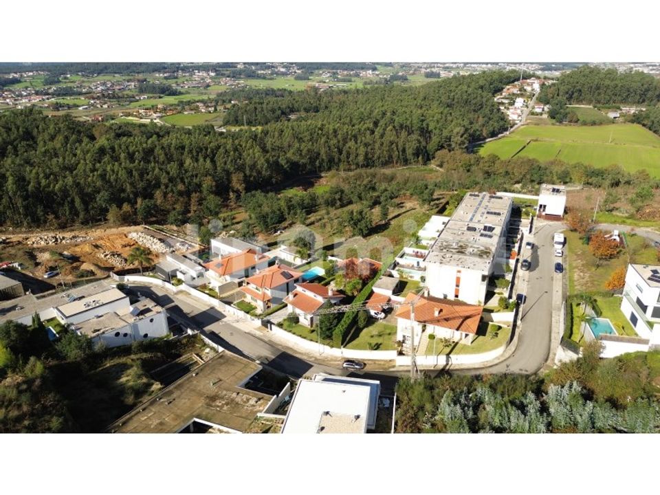 Helårsgrund i Vila Nova de Famalicao, Braga - foto 4