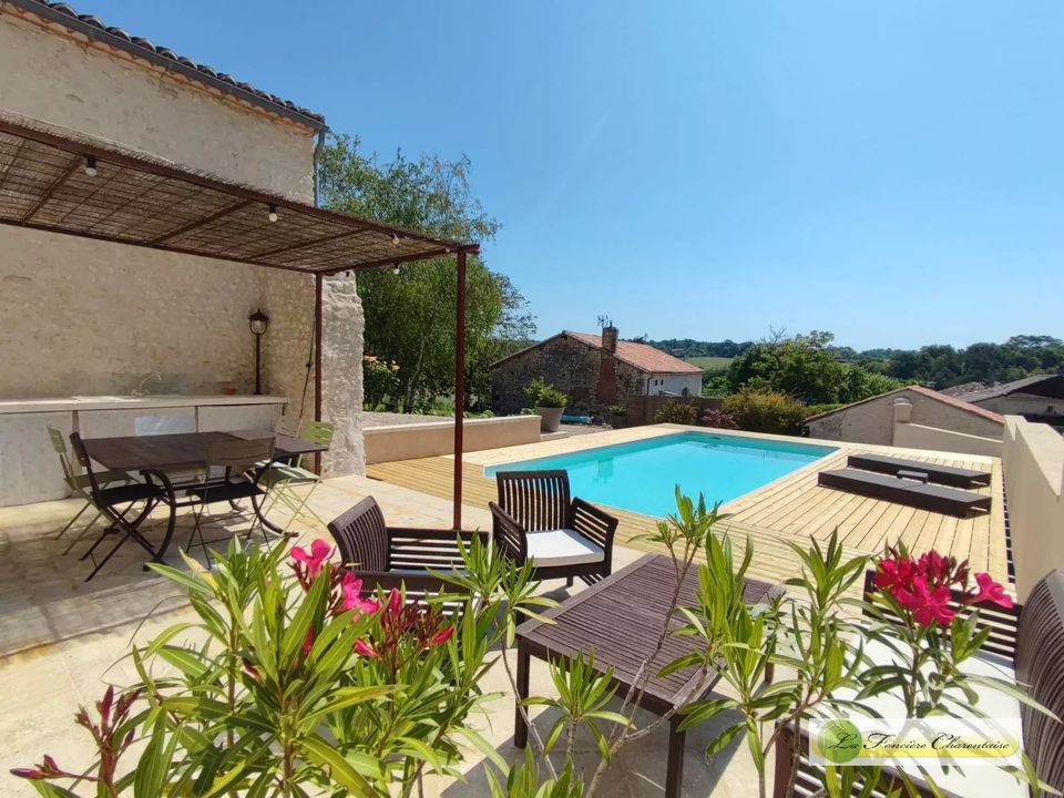Villa i Ronsenac, Charente - foto 1