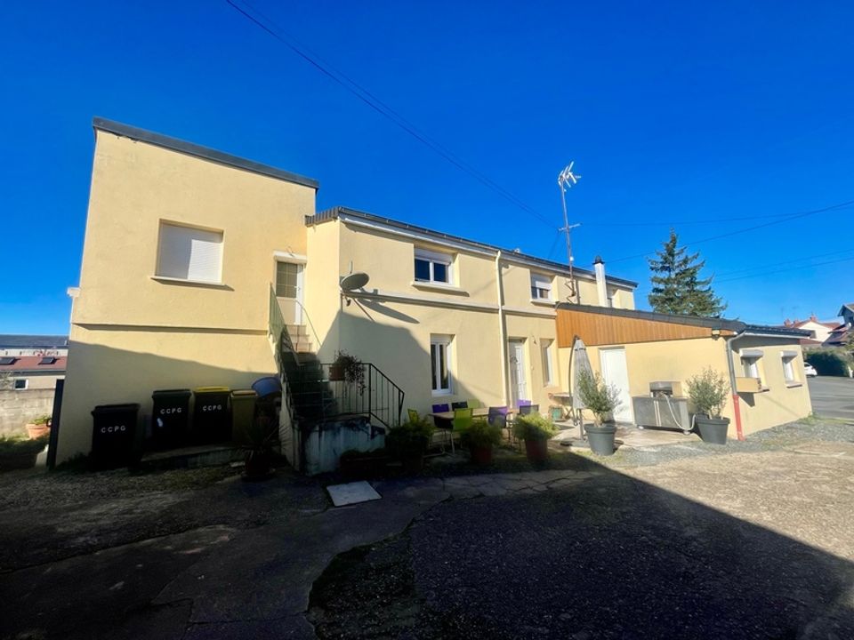 Rekkehus i Gueugnon, Saone-et-Loire - bilde 1