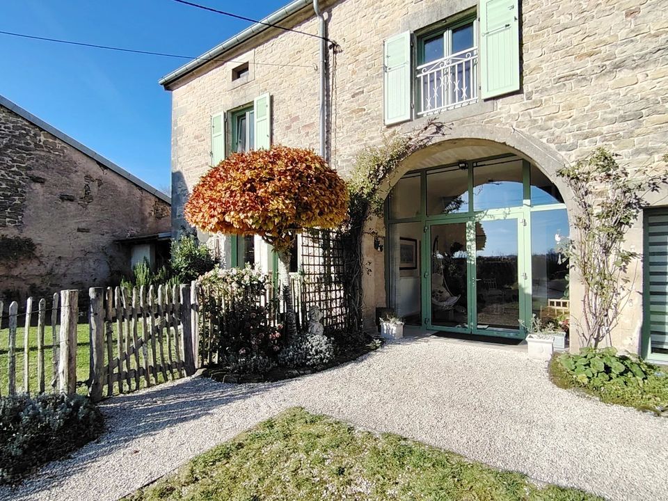 Villa i La Basse-Vaivre, Haute-Saone - foto 3