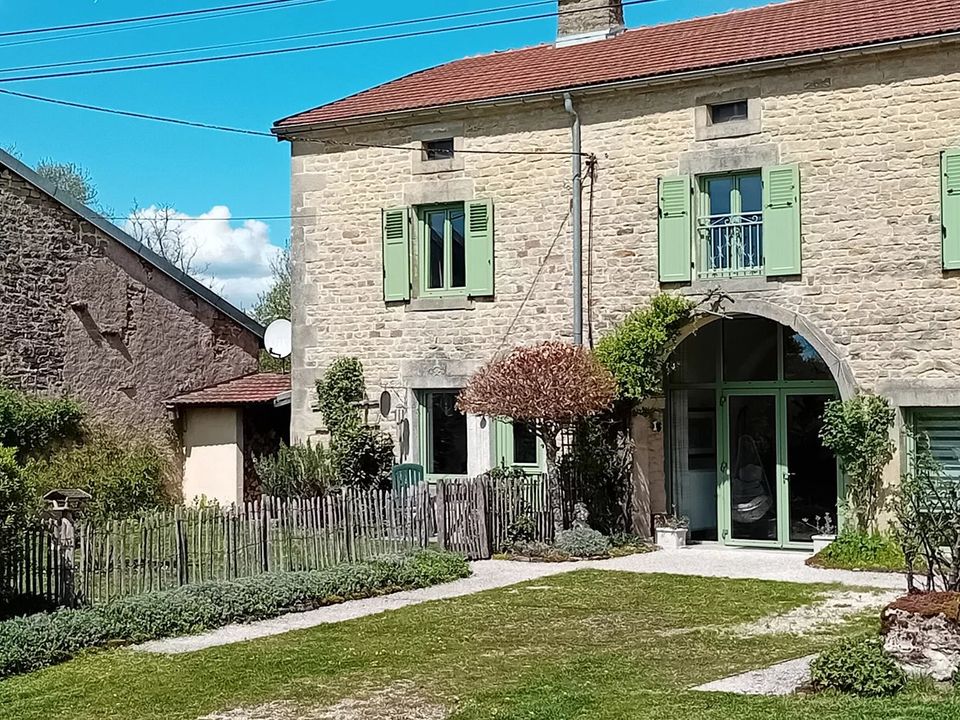 Villa i La Basse-Vaivre, Haute-Saone - foto 2