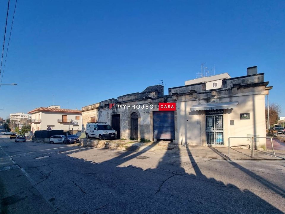 Erhvervsejendom i Martina Franca, Taranto - foto 2
